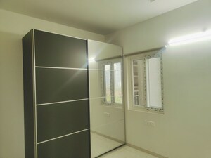Room in 3 BHK Apartment at Aparna Zenon, Puppalaguda – for Rent