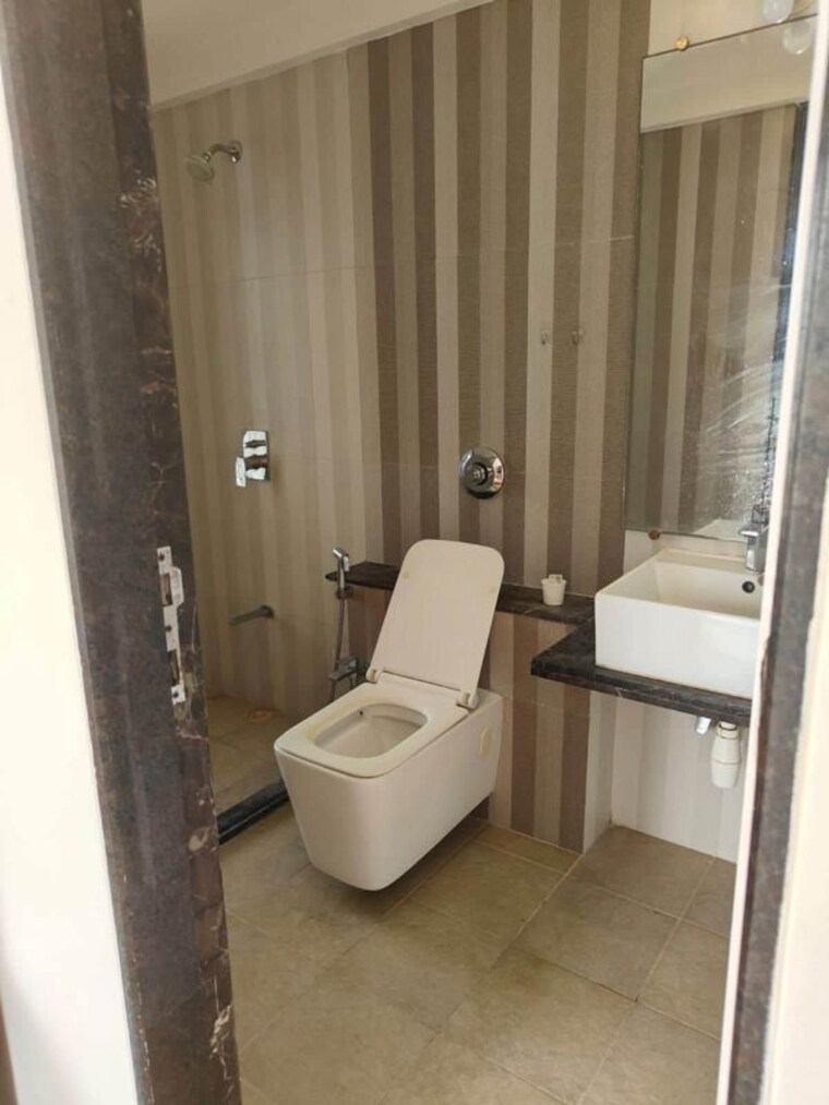 Bathroom, motilal nagar Pg For Boys & Girls In Motilal Nagar 10498892