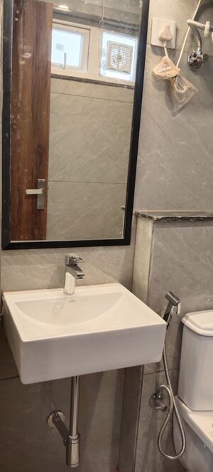 Bathroom in 1 BHK Apartment at Sushant Lok 3, Sector 57 – for Rent
