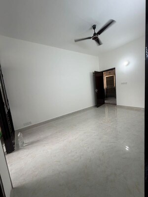 Room in 2 BHK Apartment at Rail Vihar Apartment, Sector 15 – for Sale