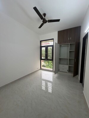 Room in 2 BHK Apartment at Rail Vihar Apartment, Sector 15 – for Sale