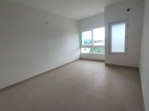 Room in 2 BHK Apartment at Karle Vario Homes, Hebbal – for Sale