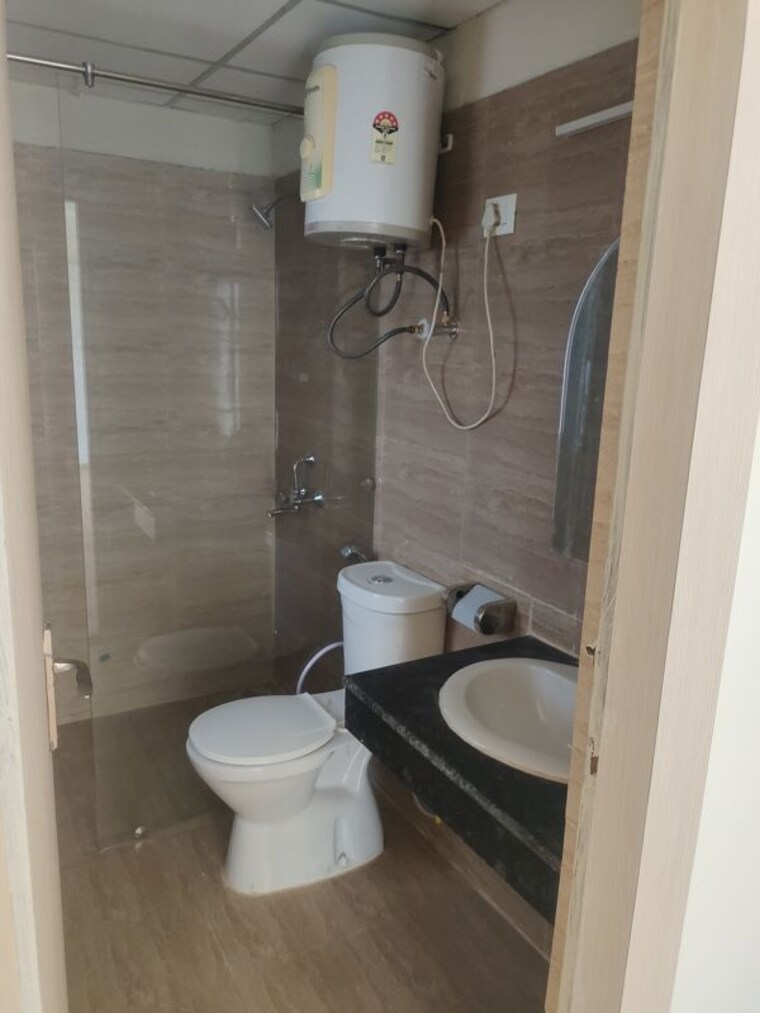 Bathroom, supertech-cape-town 2 Bedroom 930 Sq.Ft. Apartment In Sector 74 Noida 10498940