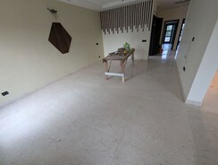 3 BHK Builder Floor For Rent in Sector 32