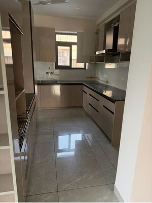 Kitchen in 3 BHK Builder Floor at Sector 41 – for Rent