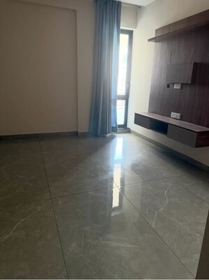Room in 3 BHK Builder Floor at Sector 41 – for Rent