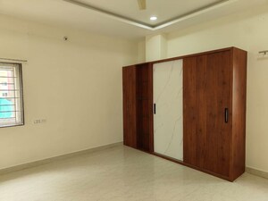 Room in 2 BHK Apartment at East Marredpally – for Rent