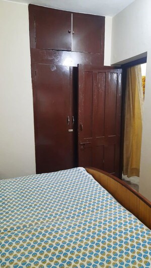 Bedroom in 2 BHK Builder Floor at Sector 44 – for Rent