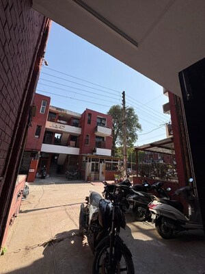 1 BHK Builder Floor – Exterior View View at Sector 52 - for Rent