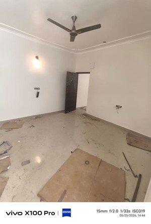 Room in 3 BHK Independent House at Sector 72 – for Rent