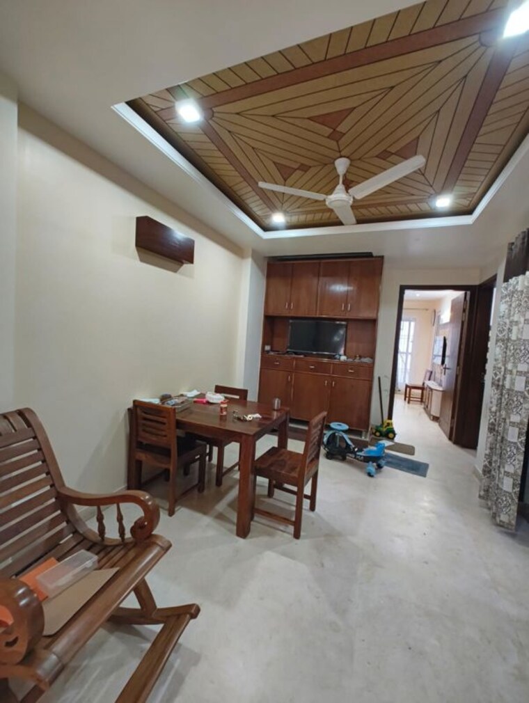 Living Room, chittaranjan park 3 Bedroom 1400 Sq.Ft. Builder Floor In Chittaranjan Park Delhi 10470891