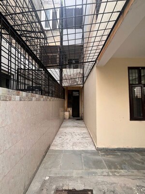 Balcony in 2 BHK Builder Floor at Palam Vihar Residents Association, Palam Vihar – for Sale