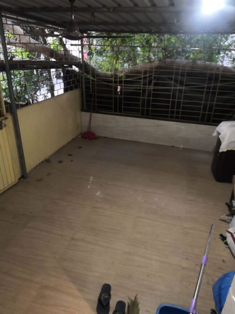 Balcony, thane west Commercial Office Space 2030 Sq.Ft. In Thane West Thane 10499078