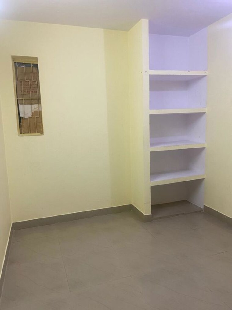 Room, tulsi-plaza-indira-nagar 1 Bedroom 12500 Sq.Ft. Builder Floor In Indira Nagar Lucknow 10499093