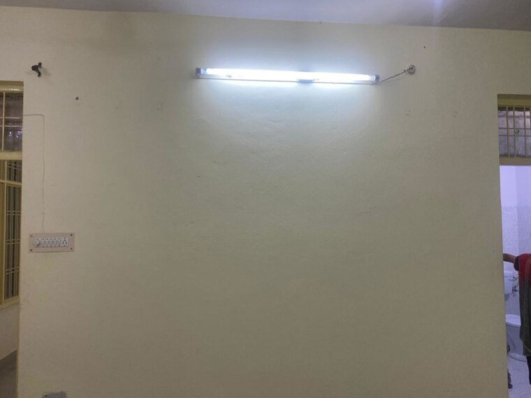 Room, tulsi-plaza-indira-nagar 1 Bedroom 12500 Sq.Ft. Builder Floor In Indira Nagar Lucknow 10499093