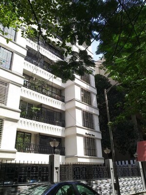 5 BHK Apartment For Sale in Mystique Rose Apartment, Santacruz West