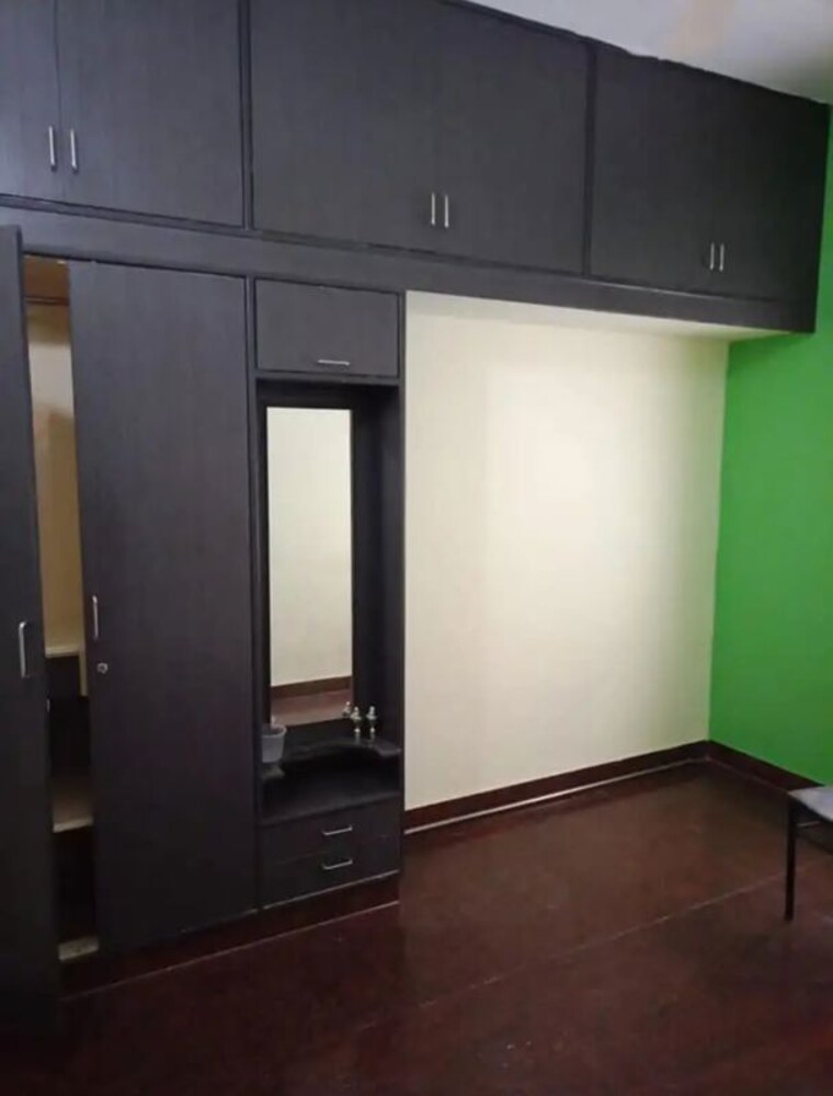 Room, nri layout 3 Bedroom 1500 Sq.Ft. Builder Floor In Nri Layout Bangalore 10499103