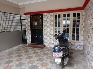 Parking in 3 BHK Builder Floor at Nri Layout – for Rent