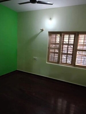 Room in 3 BHK Builder Floor at Nri Layout – for Rent