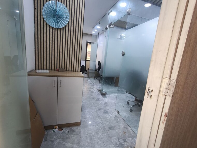 Balcony, netaji subhash place Commercial Office Space 445 Sq.Ft. In Netaji Subhash Place Delhi 10499129