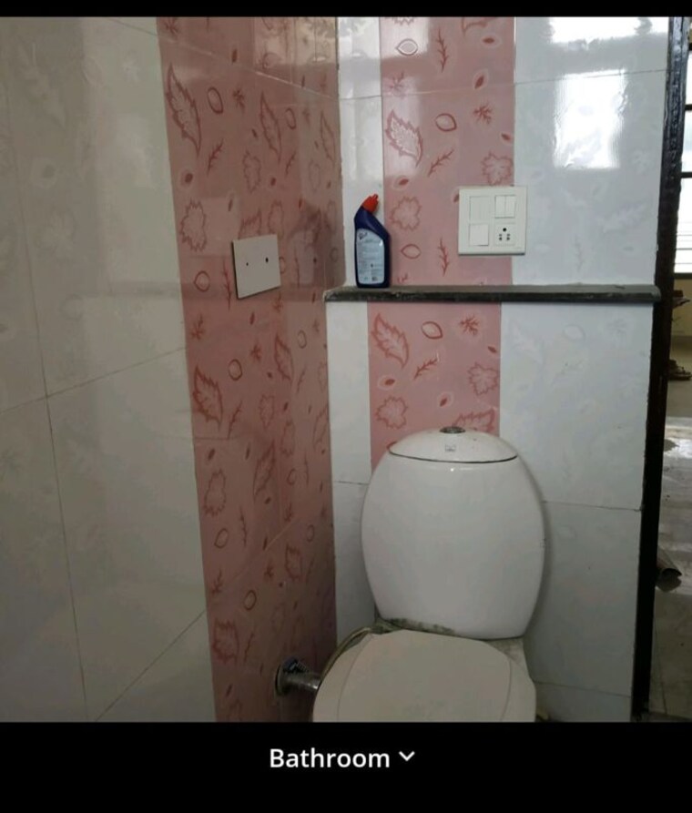 Bathroom, surya-towers-zirakpur 2 Bedroom 1250 Sq.Ft. Apartment In Lohgarh Zirakpur 10499094