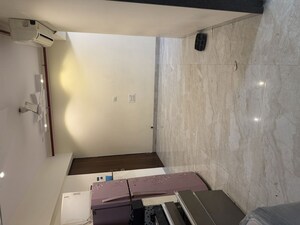 Bedroom in 2 BHK Apartment at Platinum Prive, Andheri West – for Rent