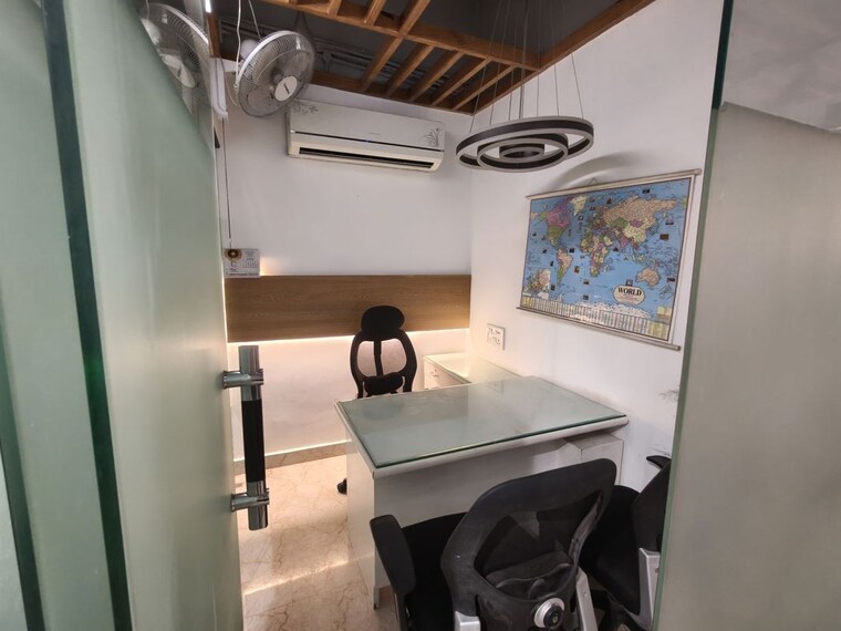 Team Area, netaji subhash place Commercial Office Space 666 Sq.Ft. In Netaji Subhash Place Delhi 10499153
