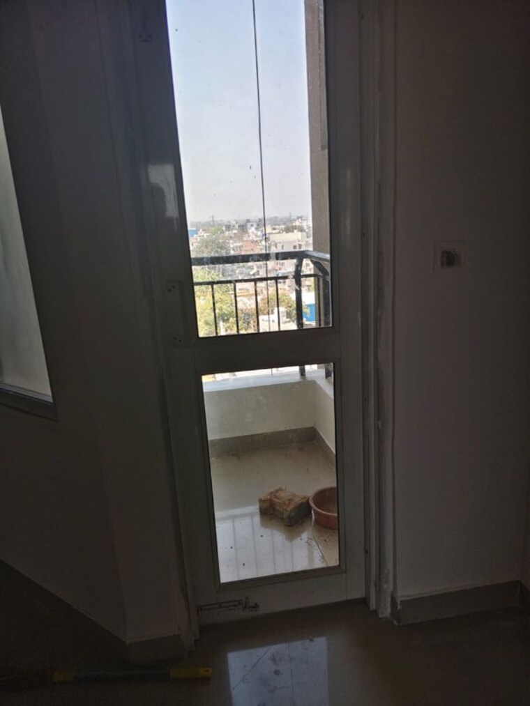 Bathroom, awho-shanti-vihar 2.5 Bedroom 1400 Sq.Ft. Apartment In Sector 95 Gurgaon 10499144