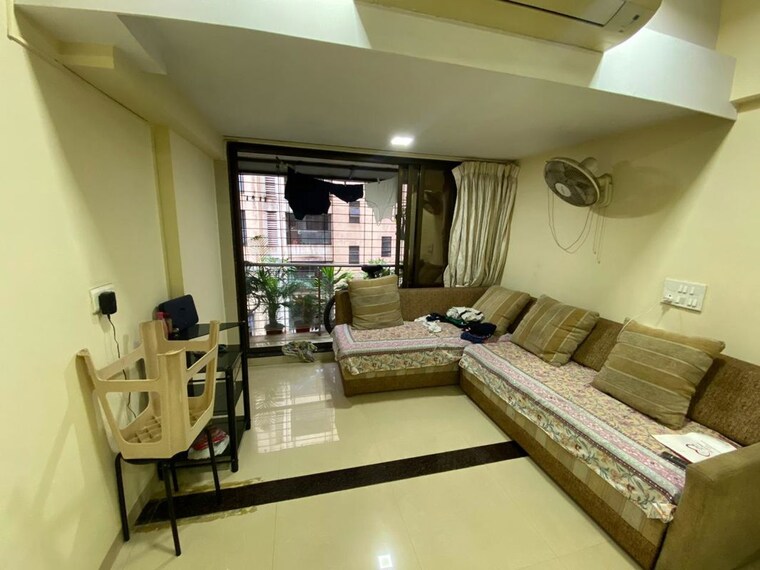 Living Room, omkar-raga 1.5 Bedroom 700 Sq.Ft. Apartment In Chembur Mumbai 10499169