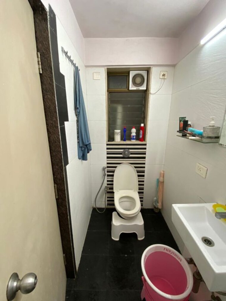 Team Area, omkar-raga 1.5 Bedroom 700 Sq.Ft. Apartment In Chembur Mumbai 10499169