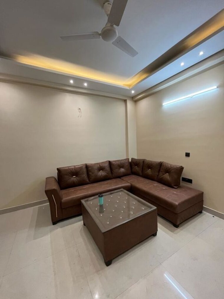 Living Room, sushant lok ii 1 Bedroom 800 Sq.Ft. Builder Floor In Sushant Lok ii Gurgaon 10499183
