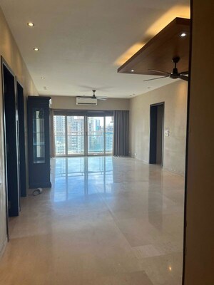 4 BHK Apartment For Sale in Prabhadevi