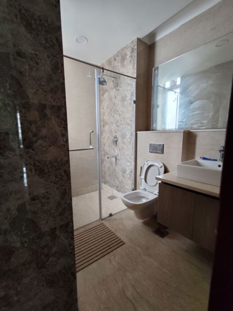 Bathroom, ambience-creacions 3.5 Bedroom 2781 Sq.Ft. Apartment In Sector 22 Gurgaon 10499209