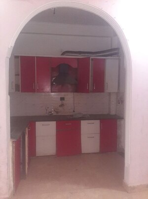 Furnished Amenities in 2 BHK Builder Floor at Nehru Nagar – for Sale