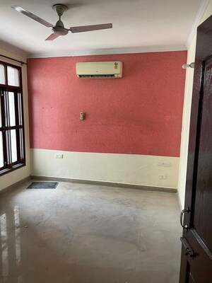 Room in 2 BHK Apartment at Maya Garden City, Lohgarh – for Rent