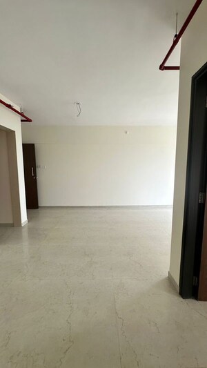 Room in 2 BHK Apartment at Dosti West County, Balkum Pada – for Rent