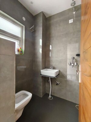 Bathroom in 3 BHK Apartment at Skynet Towers, Patiala Road – for Rent