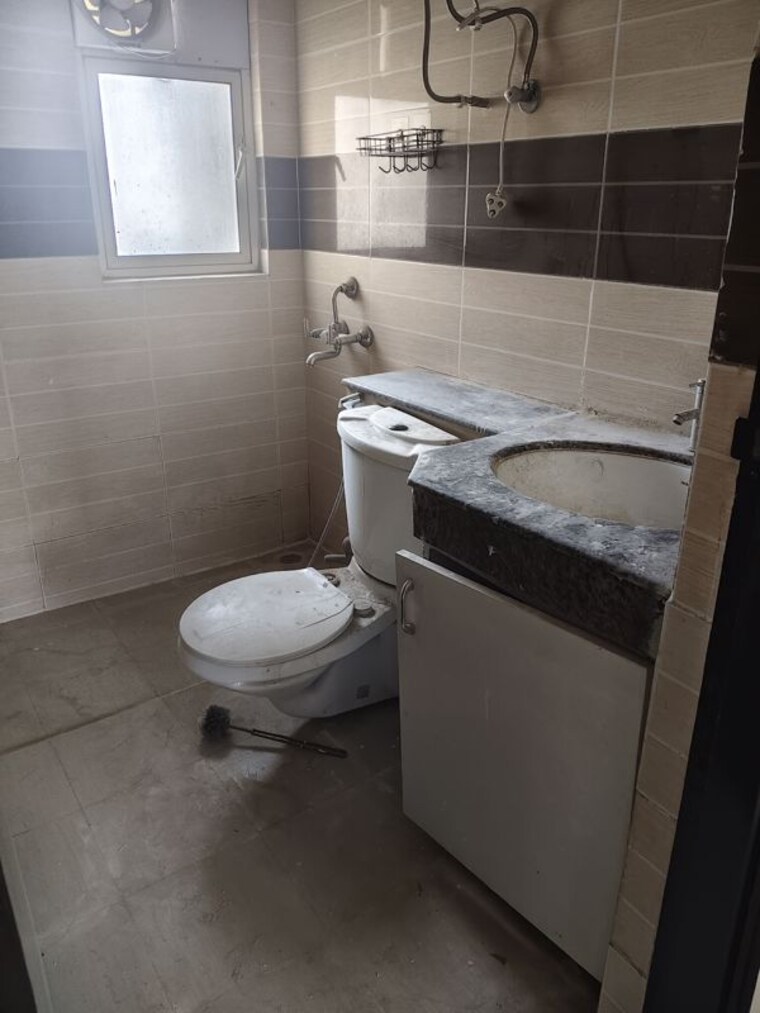 Bathroom, awho-shanti-vihar 2 Bedroom 900 Sq.Ft. Apartment In Sector 95 Gurgaon 10499200