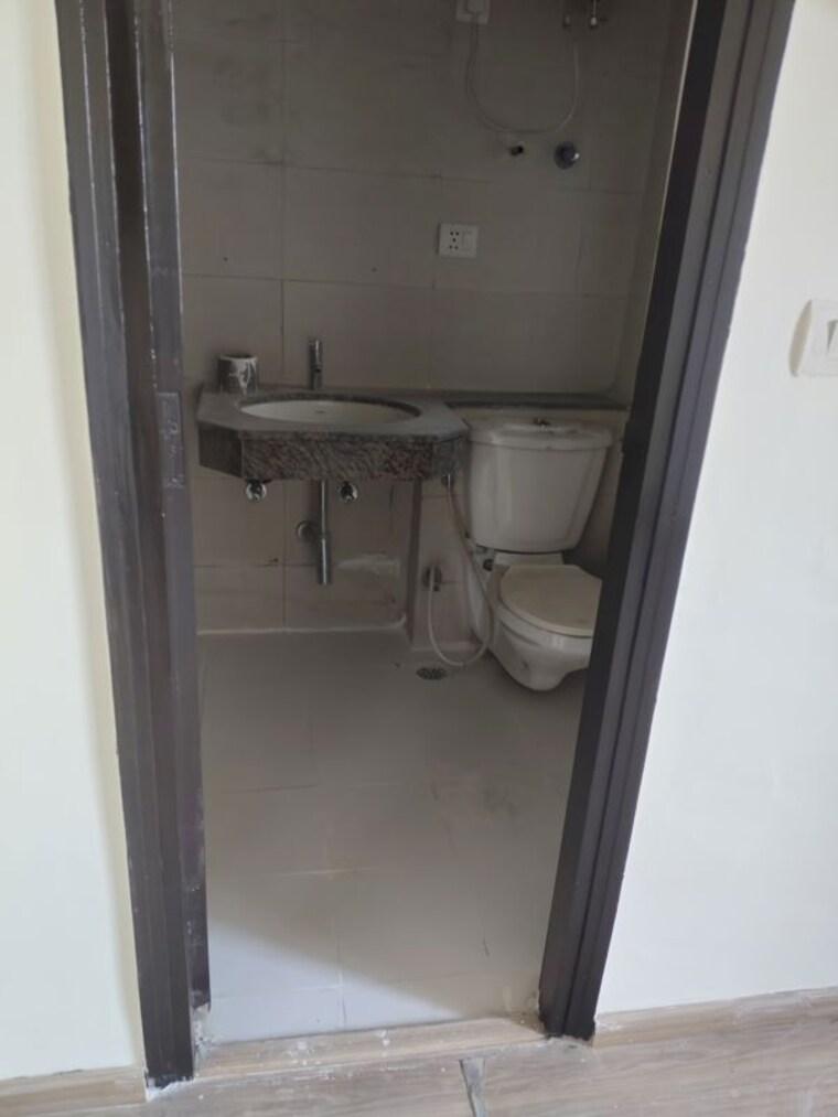 Bathroom, awho-shanti-vihar 2 Bedroom 900 Sq.Ft. Apartment In Sector 95 Gurgaon 10499200