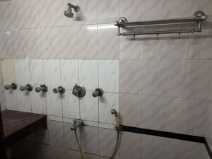 Bathroom in 1.5 BHK Apartment at Worli Sea Face – for Rent