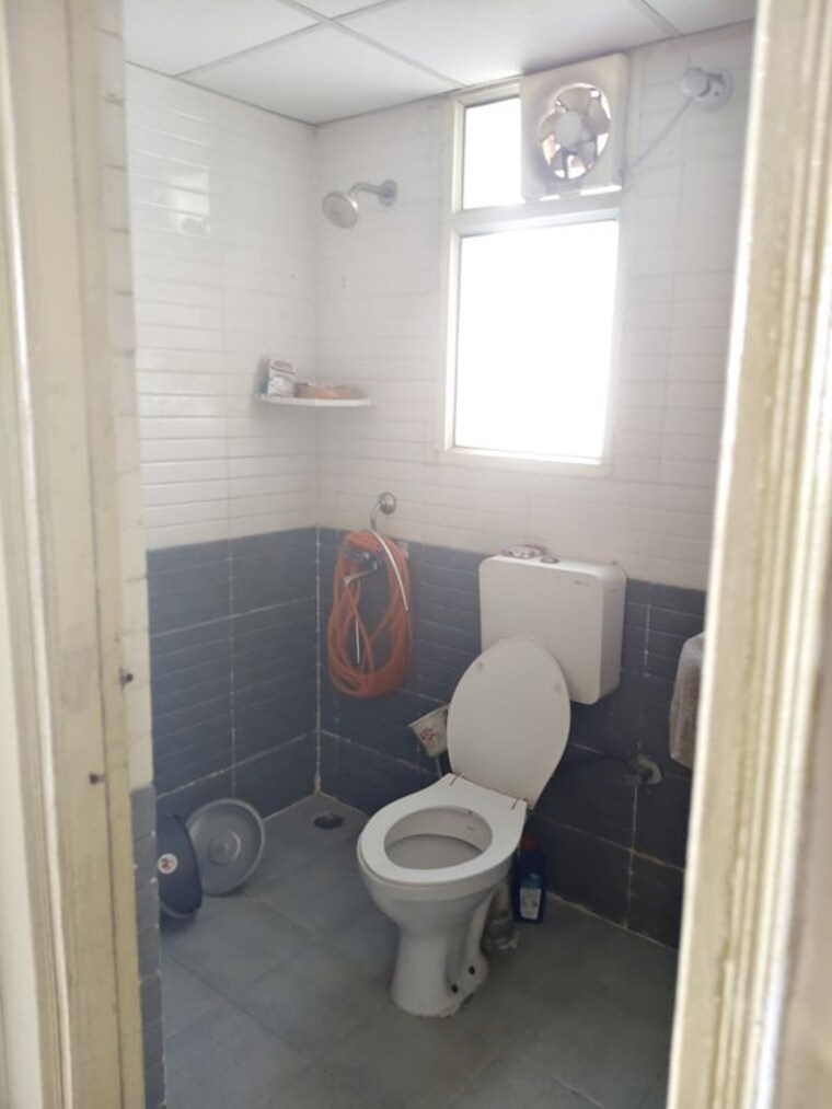 Bathroom, awho-shanti-vihar 3 Bedroom 1750 Sq.Ft. Apartment In Sector 95 Gurgaon 10499281