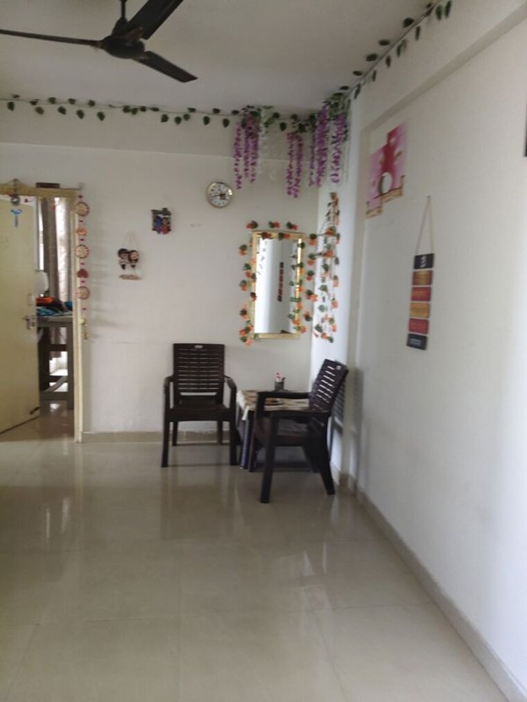 Living Room, awho-shanti-vihar 3 Bedroom 1750 Sq.Ft. Apartment In Sector 95 Gurgaon 10499281