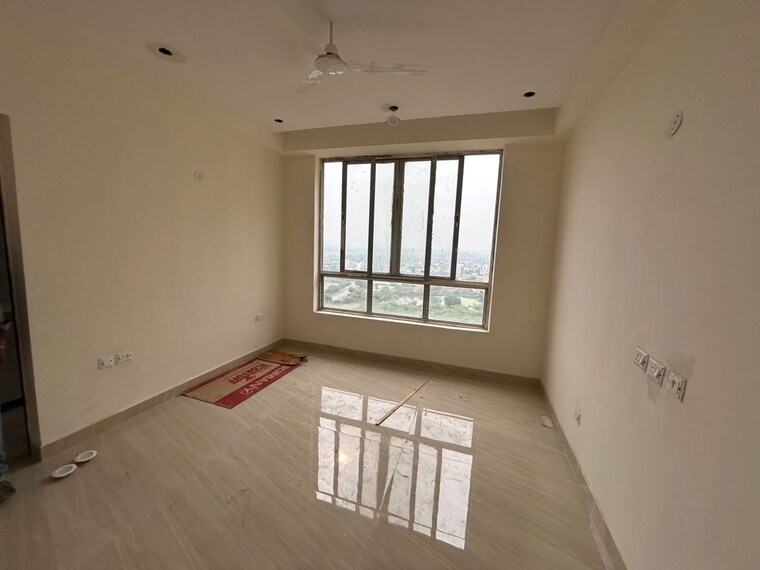 Room, sector 128 3 Bedroom 2200 Sq.Ft. Apartment In Sector 128 Noida 10499271