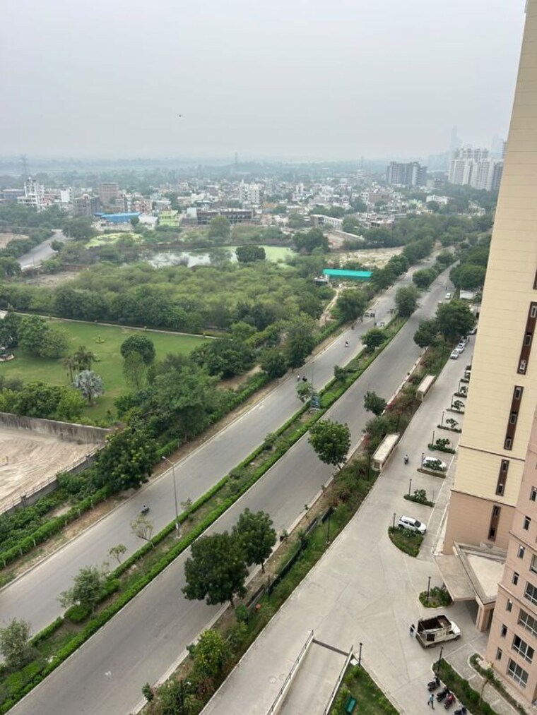 Master Plan, sector 128 3 Bedroom 2200 Sq.Ft. Apartment In Sector 128 Noida 10499271
