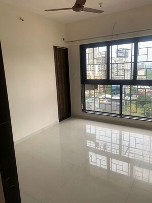 Room in 2 BHK Apartment at Chandak Stella, Goregaon West – for Rent
