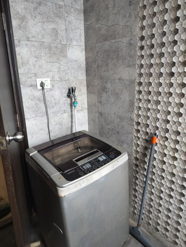 Bathroom, amanora-future-towers 1 RK 550 Sq.Ft. Apartment In Hadapsar Pune 10499313