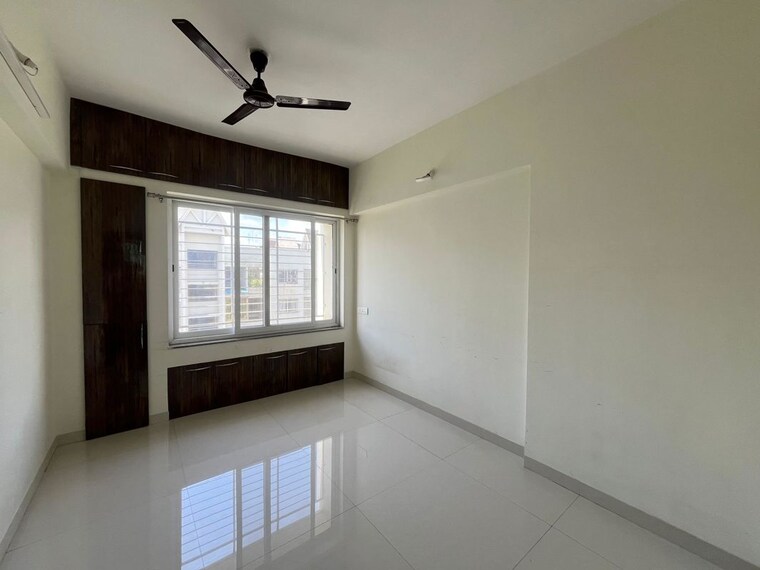 Bedroom, kumar-picasso 2 Bedroom 920 Sq.Ft. Apartment In Hadapsar Pune 10499321
