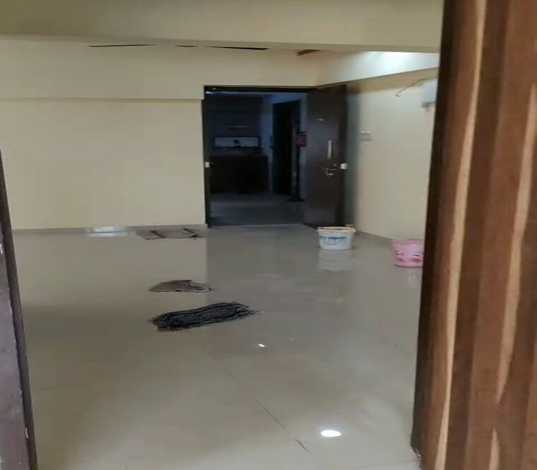 Room, dadar east 1 Bedroom 415 Sq.Ft. Apartment In Dadar East Mumbai 10499337