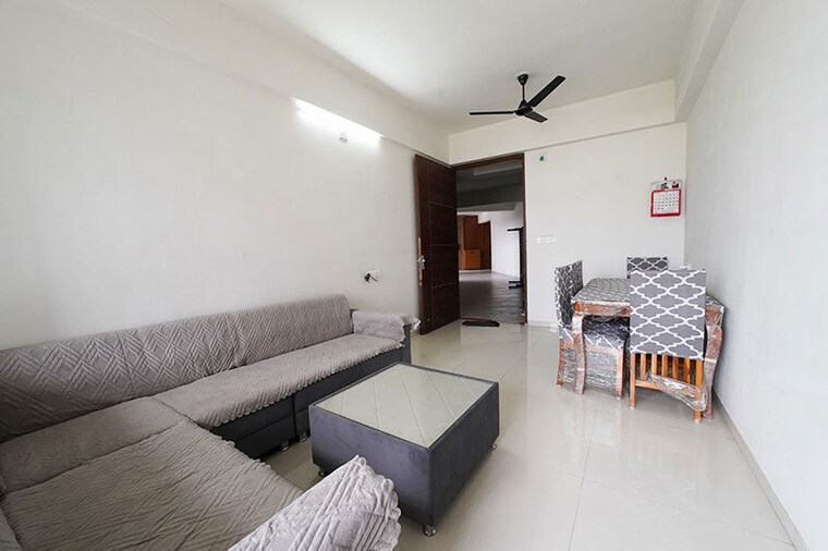 Living Room, vavol 3 Bedroom 1665 Sq.Ft. Apartment In Vavol Gandhinagar 10499368