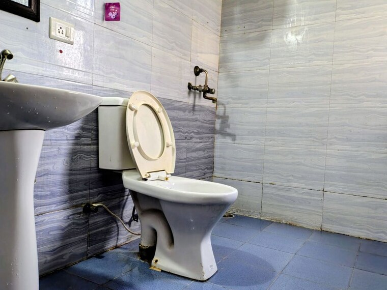 Bathroom, gardenia-glory 2 Bedroom 1140 Sq.Ft. Apartment In Sector 46 Noida 10499407
